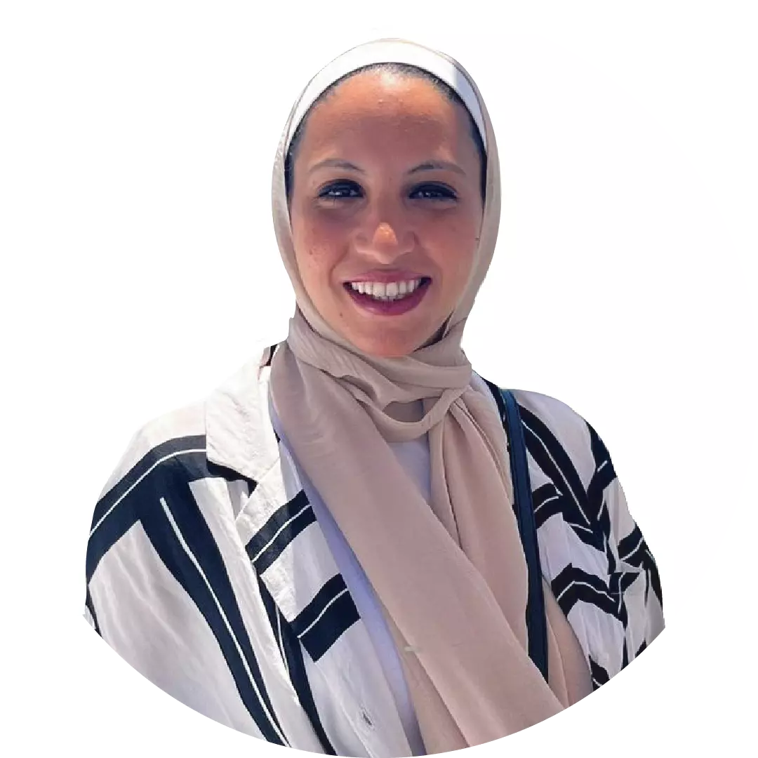 Salma Moharam - Narrator: A professional portrait of Salma Moharam, a Narrator at Pupila, contributing to the engaging narration of stories and enhancing the audio storytelling aspect of the app.